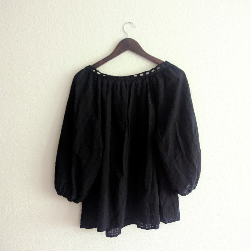 Max Studio Black Embroidered Blouse - Picture 2 of 4